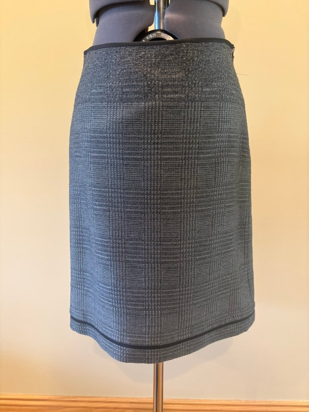 Per Se size 2 skirt